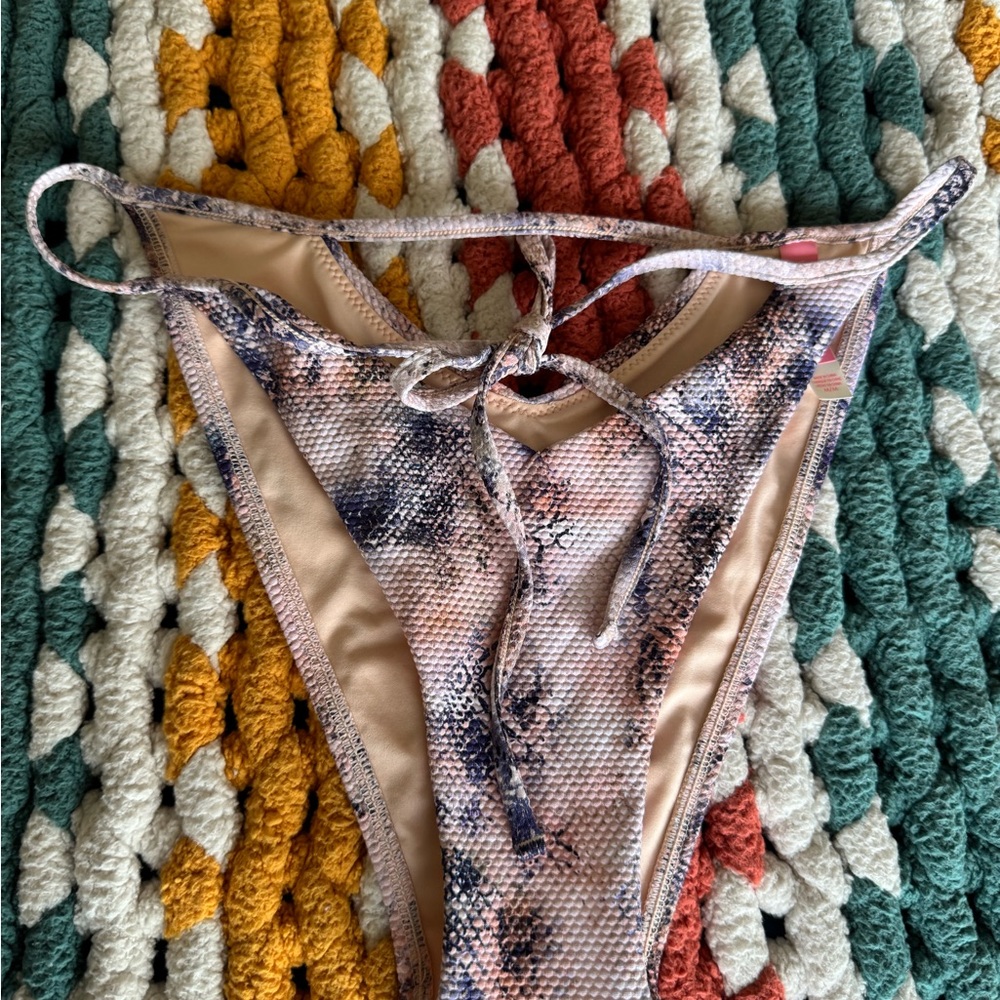 Victoria's Secret Bottoms